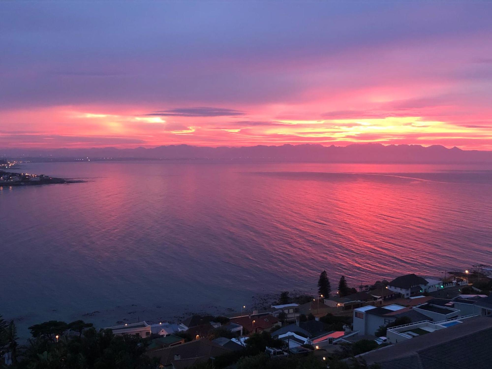 1 Mountain Rd Boutique B & B Fish Hoek Dış mekan fotoğraf