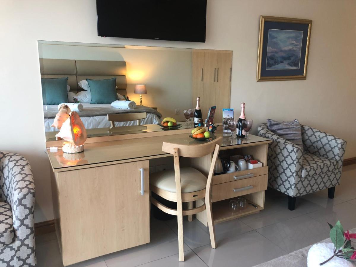 1 Mountain Rd Boutique B & B Fish Hoek Dış mekan fotoğraf