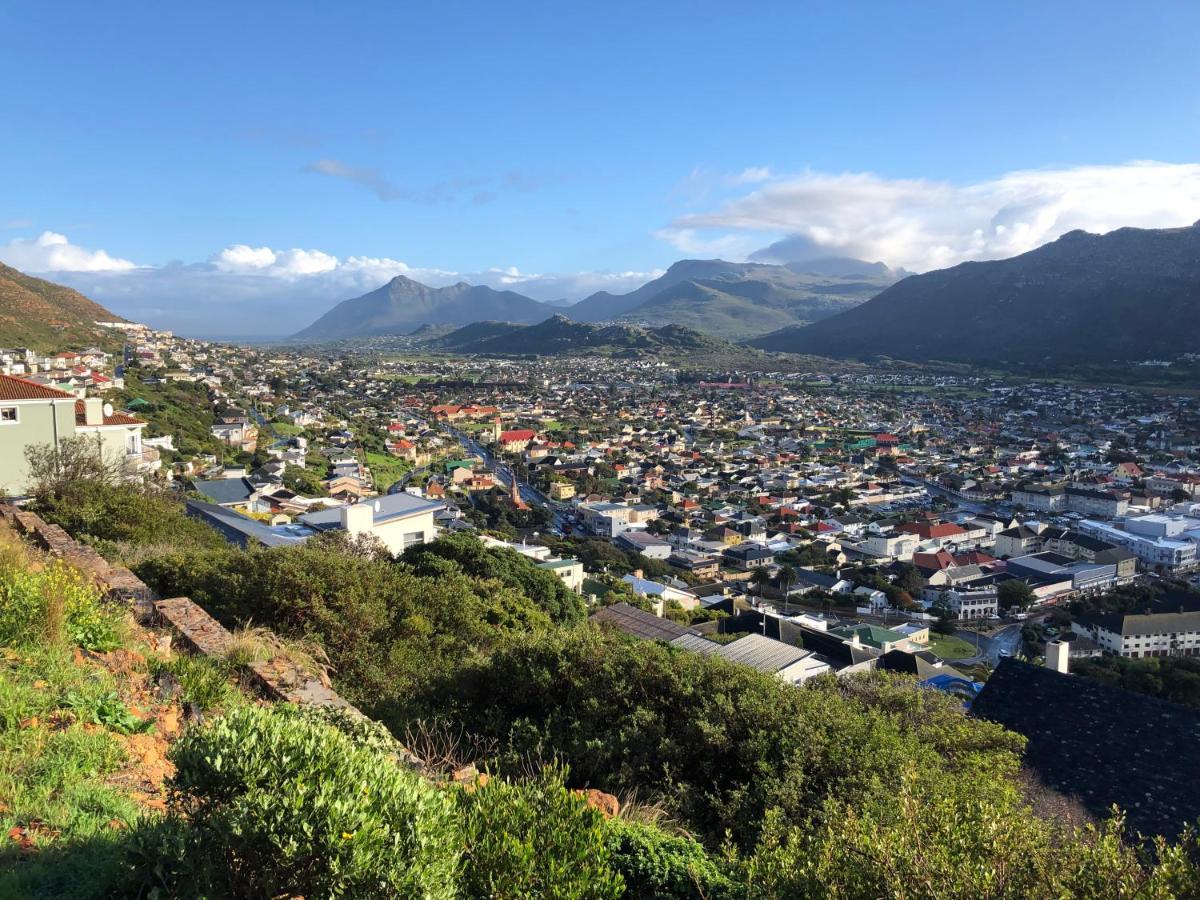 1 Mountain Rd Boutique B & B Fish Hoek Dış mekan fotoğraf