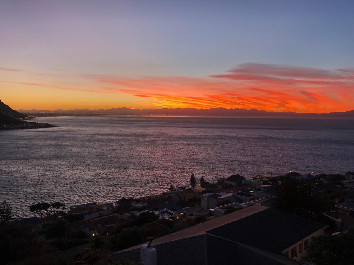 1 Mountain Rd Boutique B & B Fish Hoek Dış mekan fotoğraf
